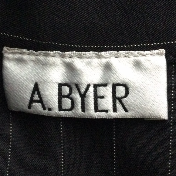 A.BYER rare long sleeve sharp business pinstripe one button women’s blazer - Picture 5 of 5